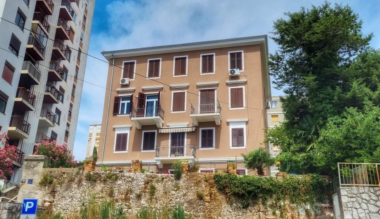 Apartment Lori - Beautiful View Rijeka Buitenkant foto